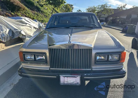 1985 Rolls-Royce Silver Spirit z USA, uszkodzony, nr VIN SCAZS42A0FCX12845
